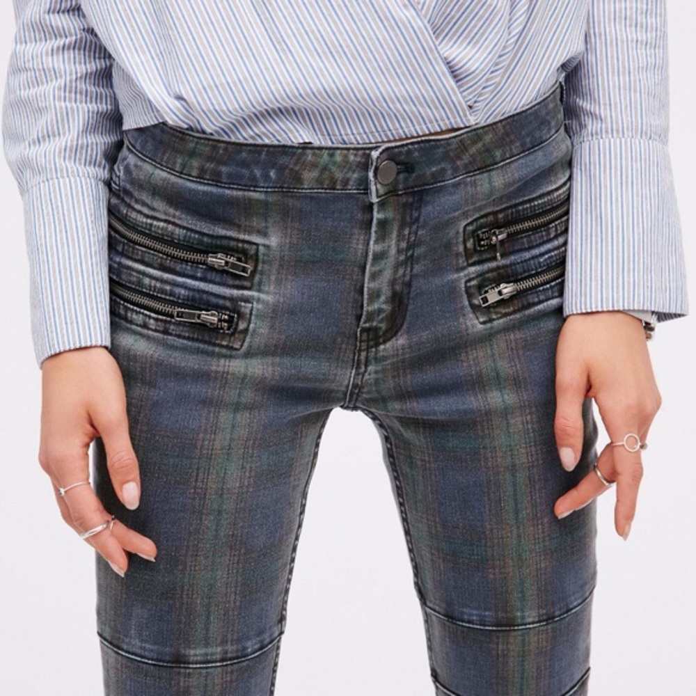 Free People plaid zip jeans size 27
